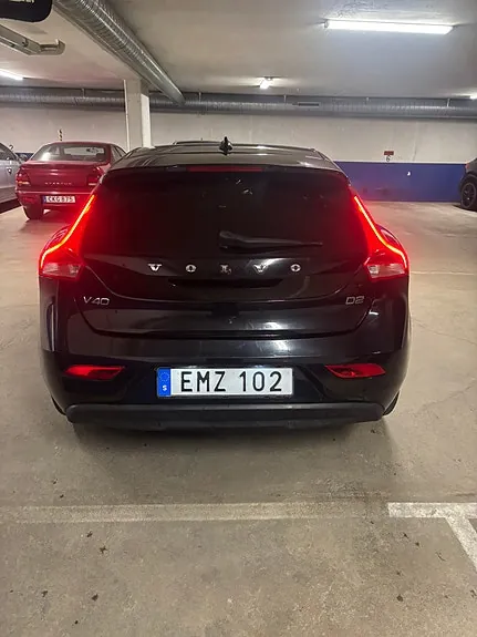 Volvo V40 2015 photo 3