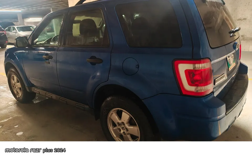 Ford Escape 2012 photo 5