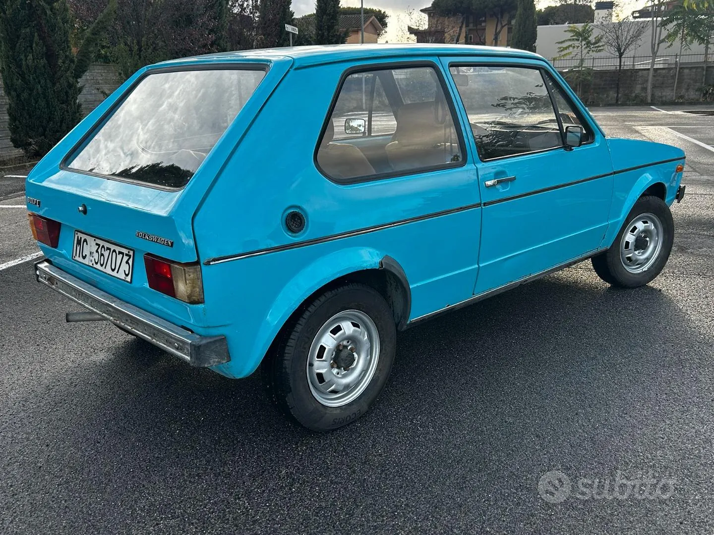 Volkswagen Golf 1974 photo 2