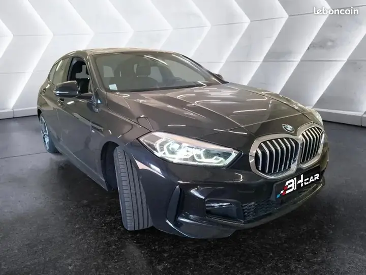 BMW 1 Series 2022 photo 3