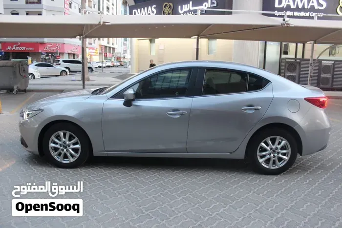 Mazda 3 2015 photo 4