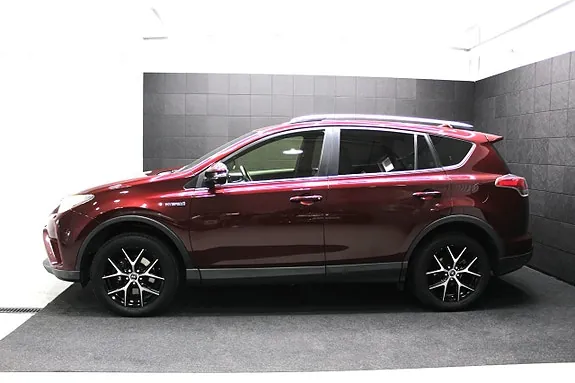 Toyota Rav4 2017 photo 3