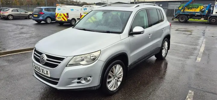 Volkswagen Tiguan 2009 photo 2