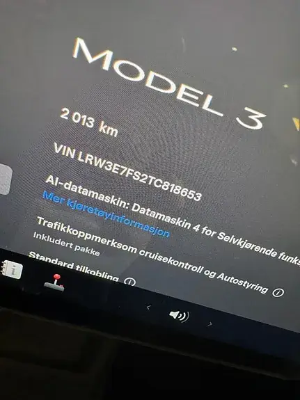 Tesla Model 3 2026 photo 5