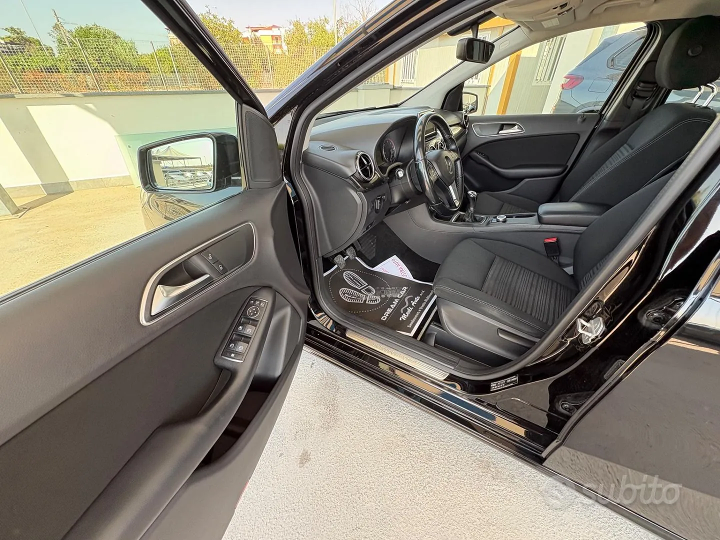 Mercedes-Benz B 180 Cdi Executive 2013 photo 5