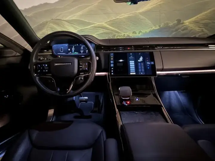 Land Rover Range Rover Sport 2024 photo 4