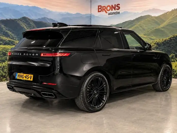 Land Rover Range Rover Sport 2024 photo 3