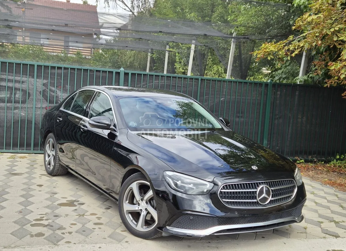 Mercedes-Benz E 220