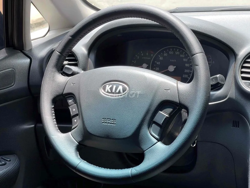 Kia Carens 2008 photo 4