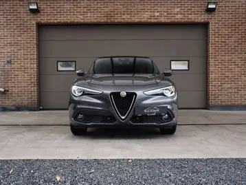 Alfa Romeo Stelvio 2022 photo 2