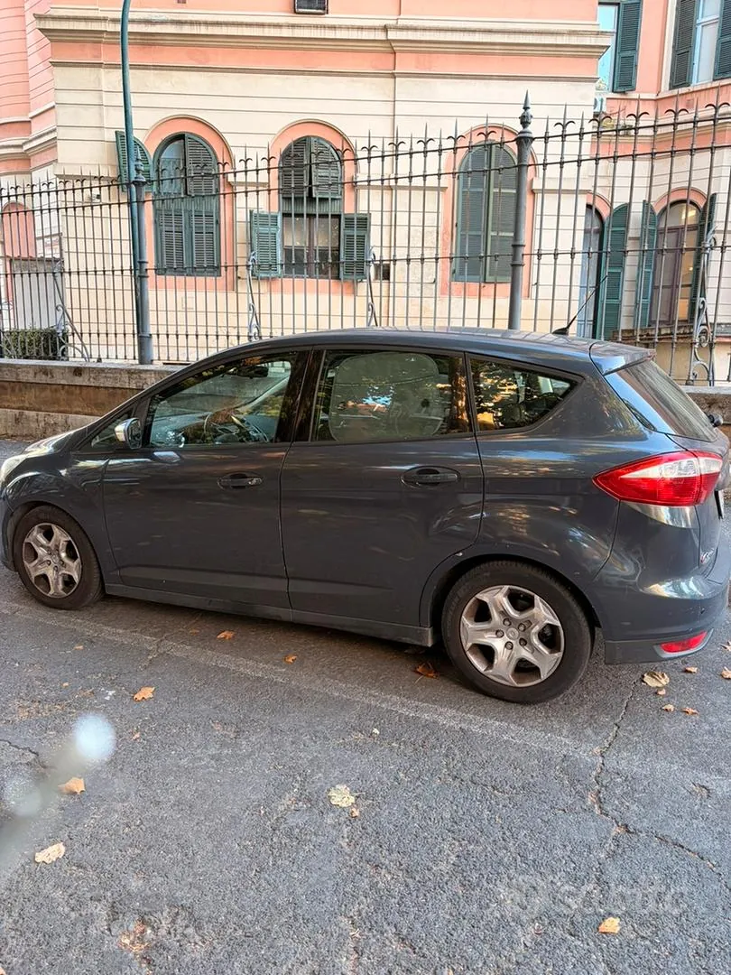 Ford C-Max 2012 photo 3