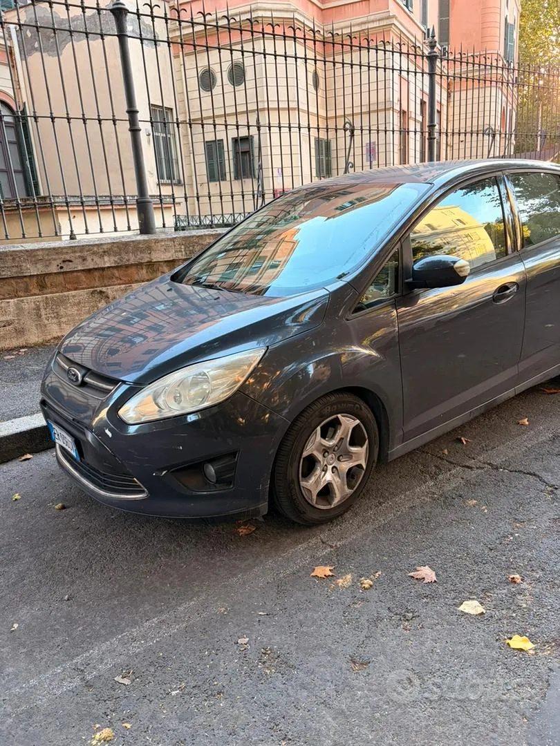 Ford C-Max 2012 photo 2
