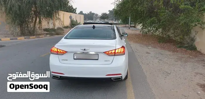 Genesis G80 2015 photo 3