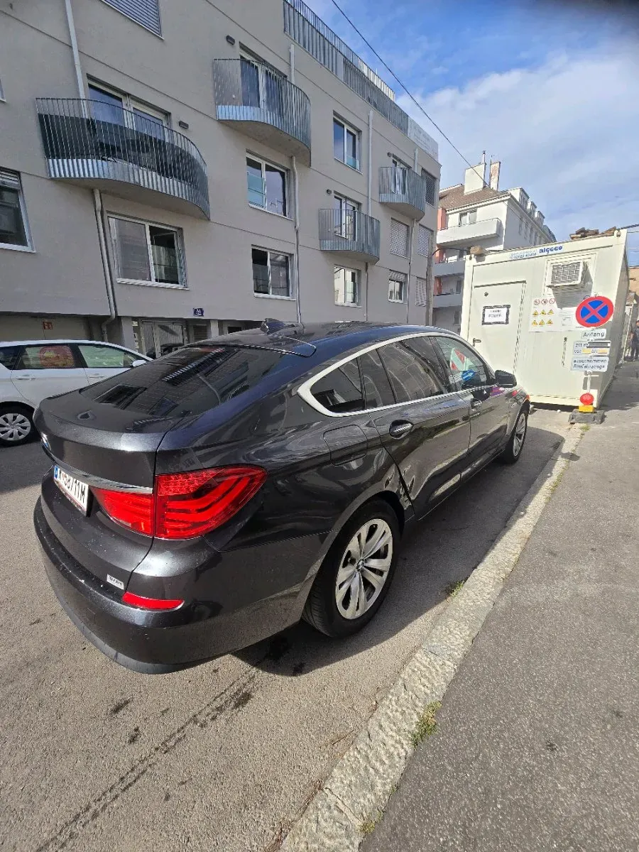 BMW 530 Gt 2010 photo 3