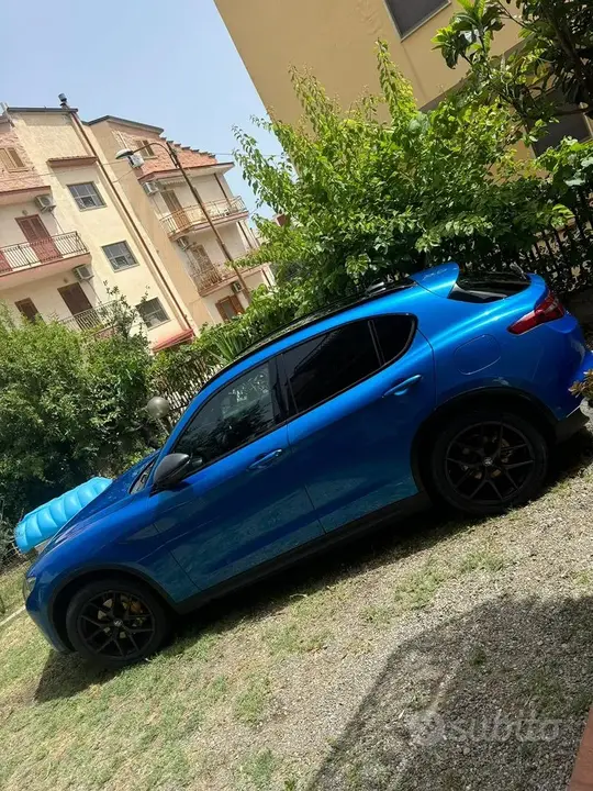 Alfa Romeo Stelvio 2018 photo 2
