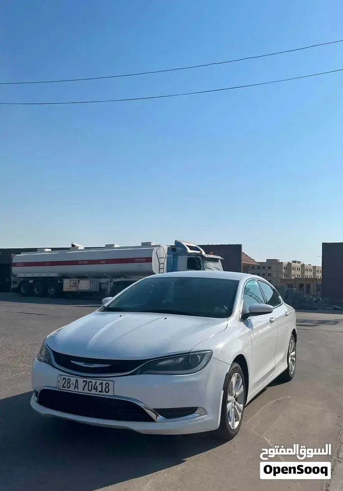 Chrysler 200C 2016 photo 2