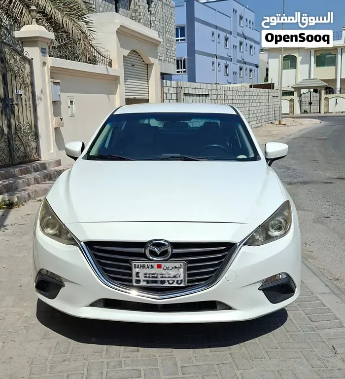 Mazda 3 2015 photo 2
