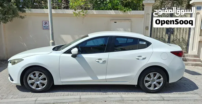 Mazda 3 2015 photo 3