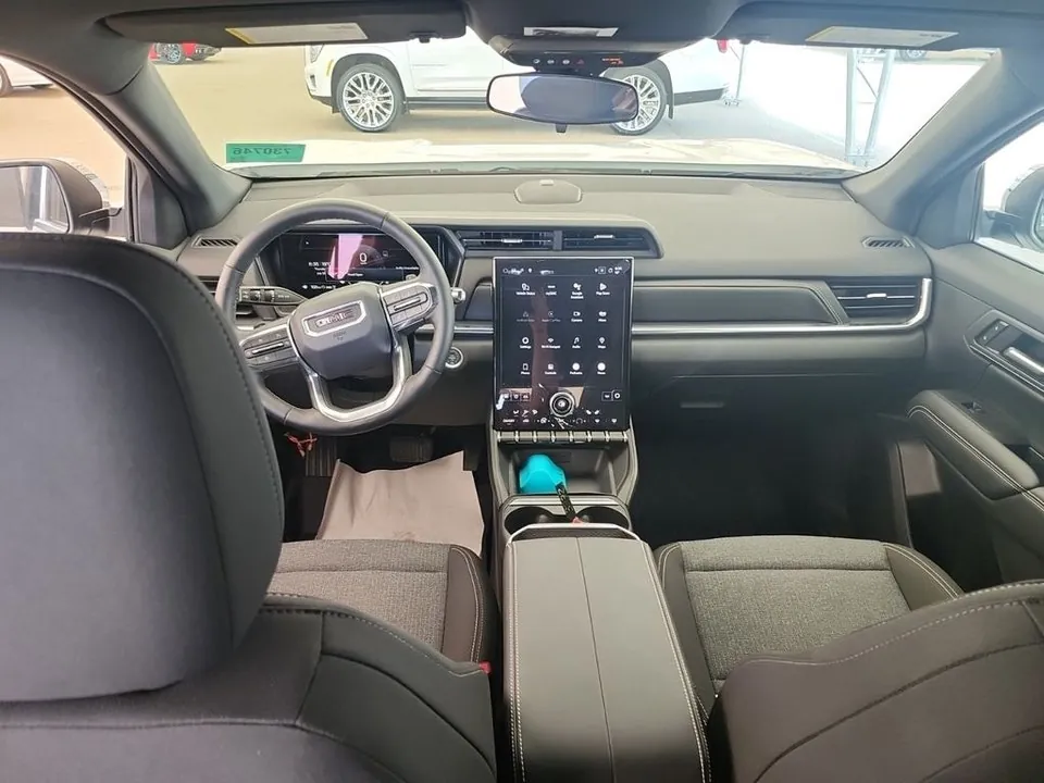 GMC Terrain 2025 photo 4