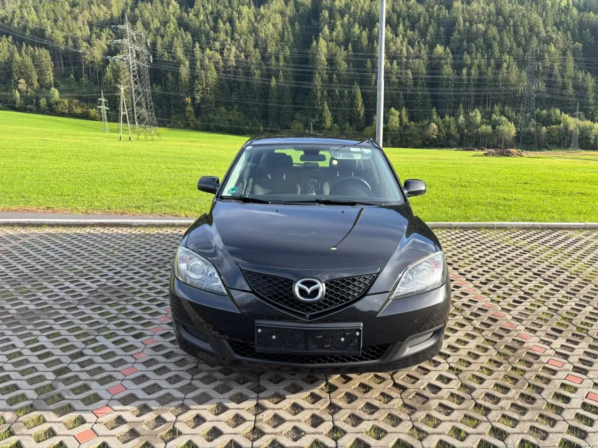 Mazda Mazda3 2009 photo 2