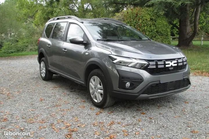Dacia Jogger 2024 photo 2