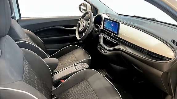 Fiat 500E 2023 photo 3
