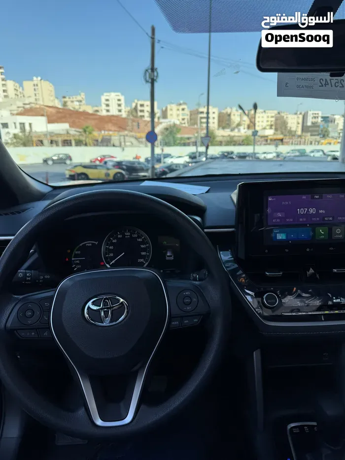 Toyota Corolla Cross 2025 photo 3