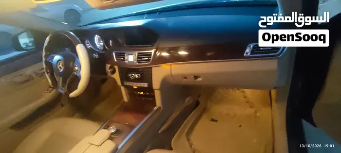Mercedes-Benz E-Class 2013 photo 4