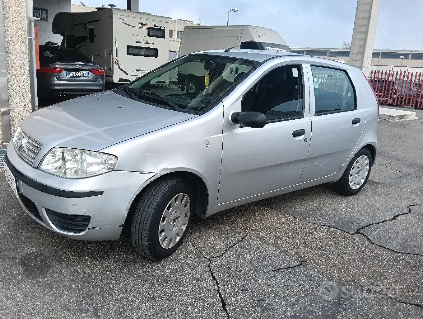 Fiat Punto 2009 photo 3