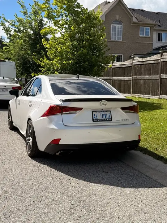 Lexus Is 350 2017 photo 4