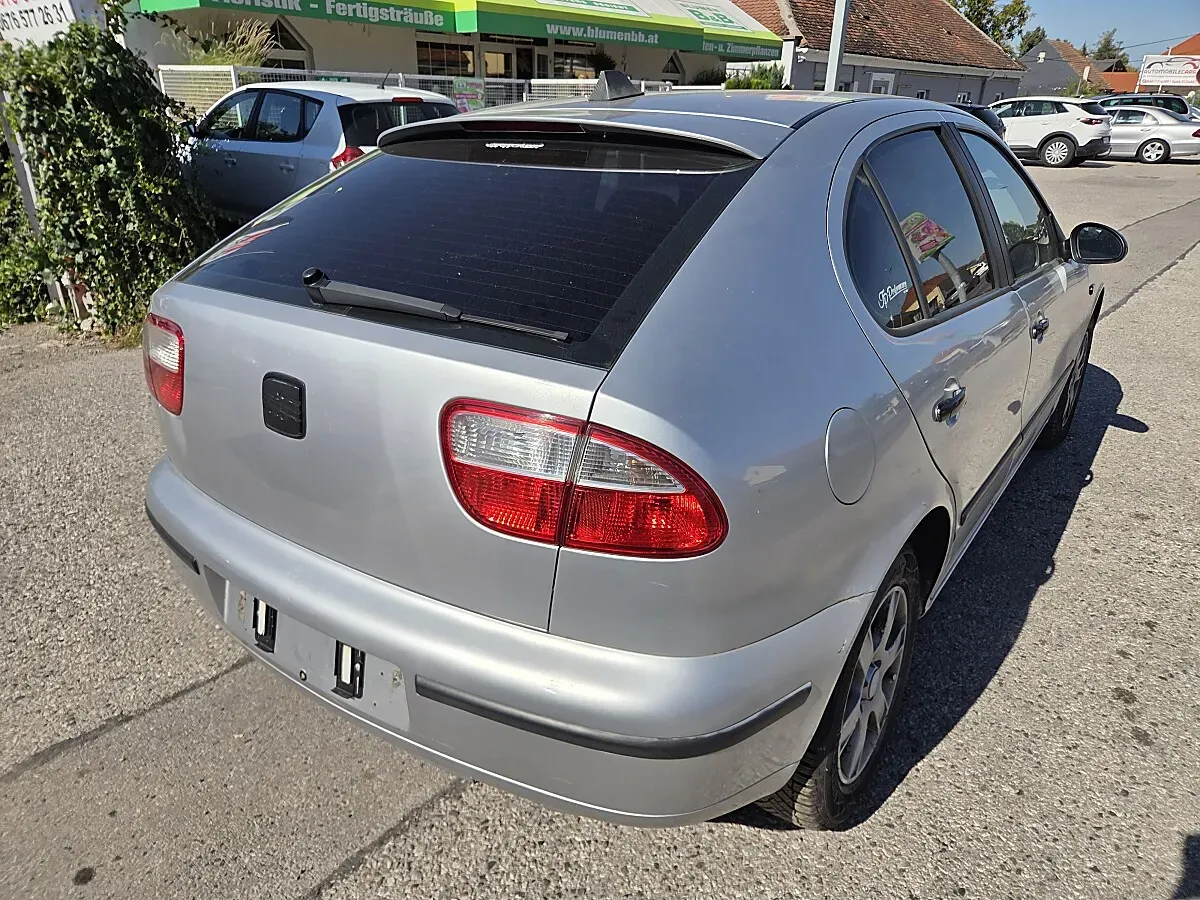 Seat Alhambra 2004 photo 3