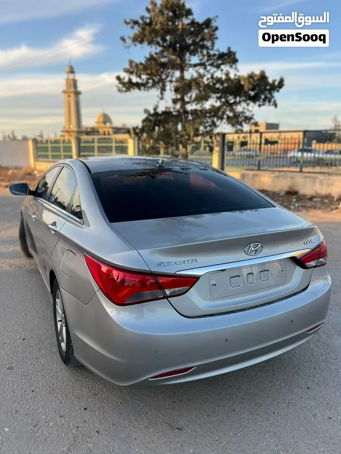 Hyundai Sonata 2012 photo 3