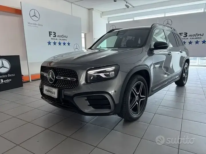 Mercedes-Benz Glb