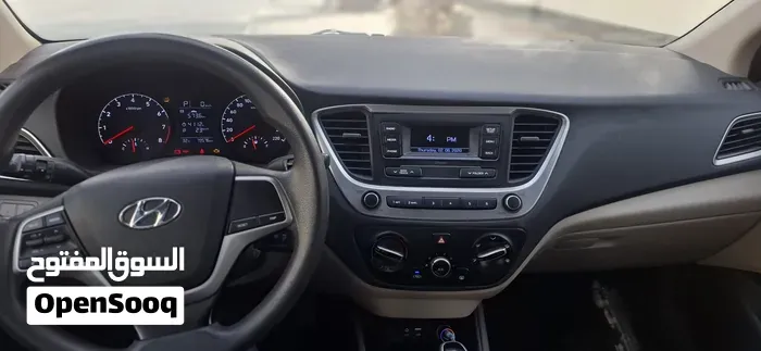 Hyundai Accent 2019 photo 3