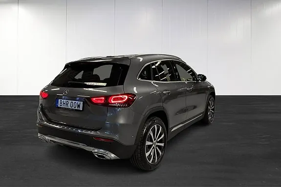 Mercedes-Benz Gla200 2023 photo 3