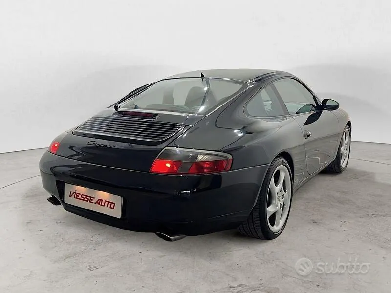 Porsche Carrera 2000 photo 4