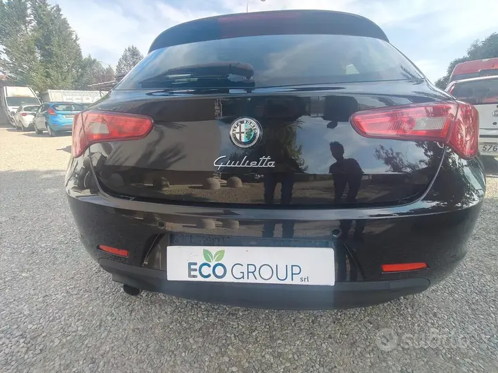 Alfa Romeo Giulietta 2013 photo 3