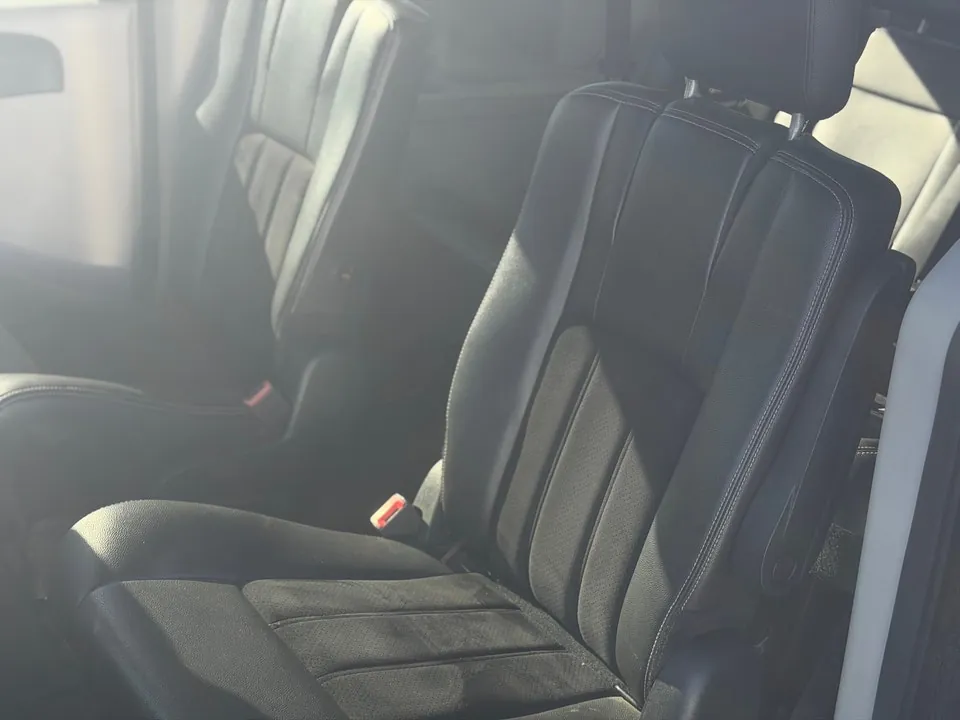Dodge Grand Caravan 2017 photo 4