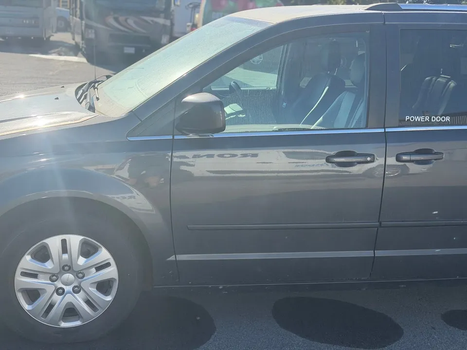 Dodge Grand Caravan 2017 photo 5