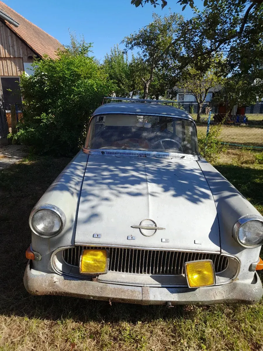 Opel Caravan 1958 photo 3
