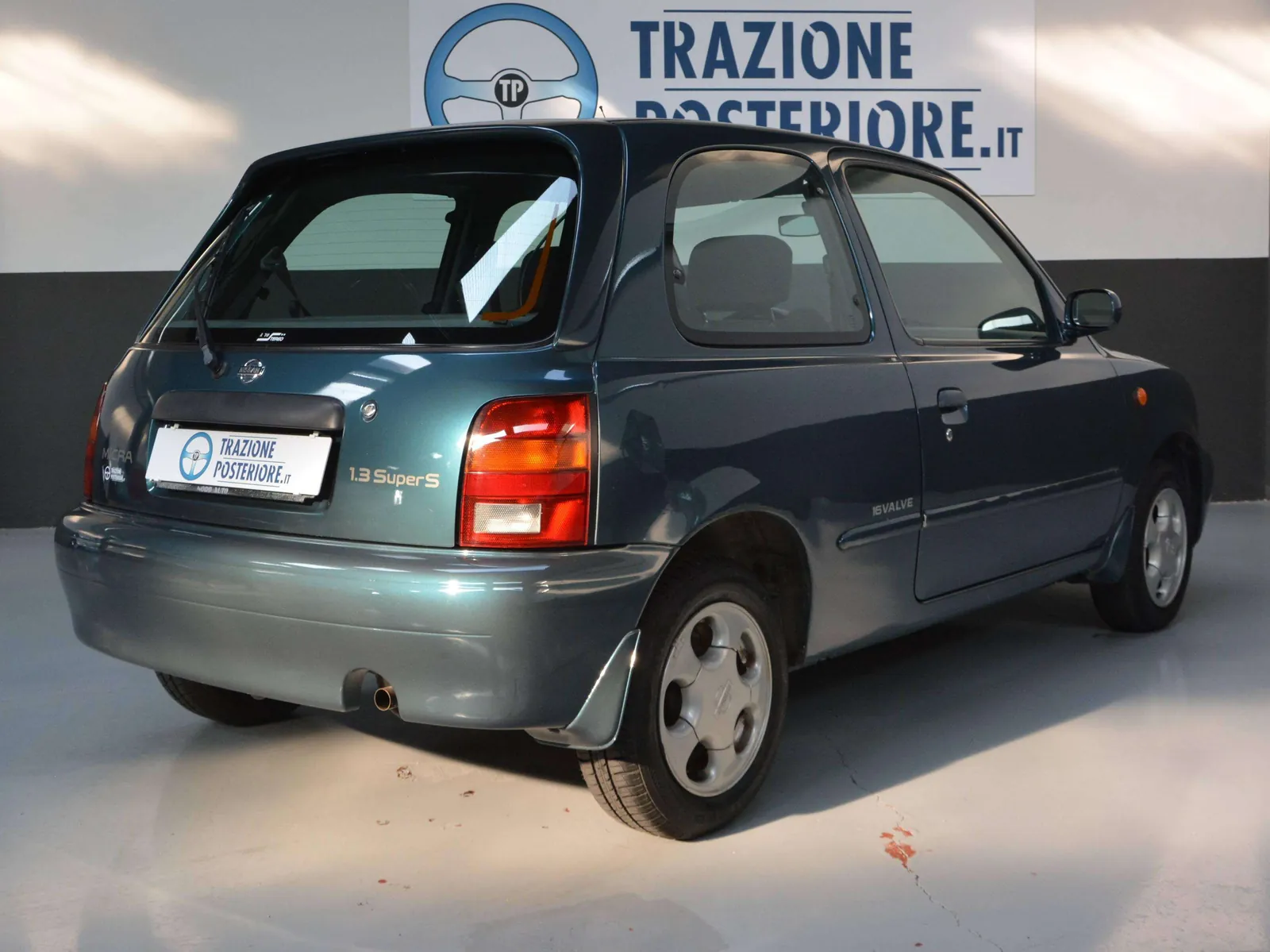 Nissan Micra 1993 photo 5