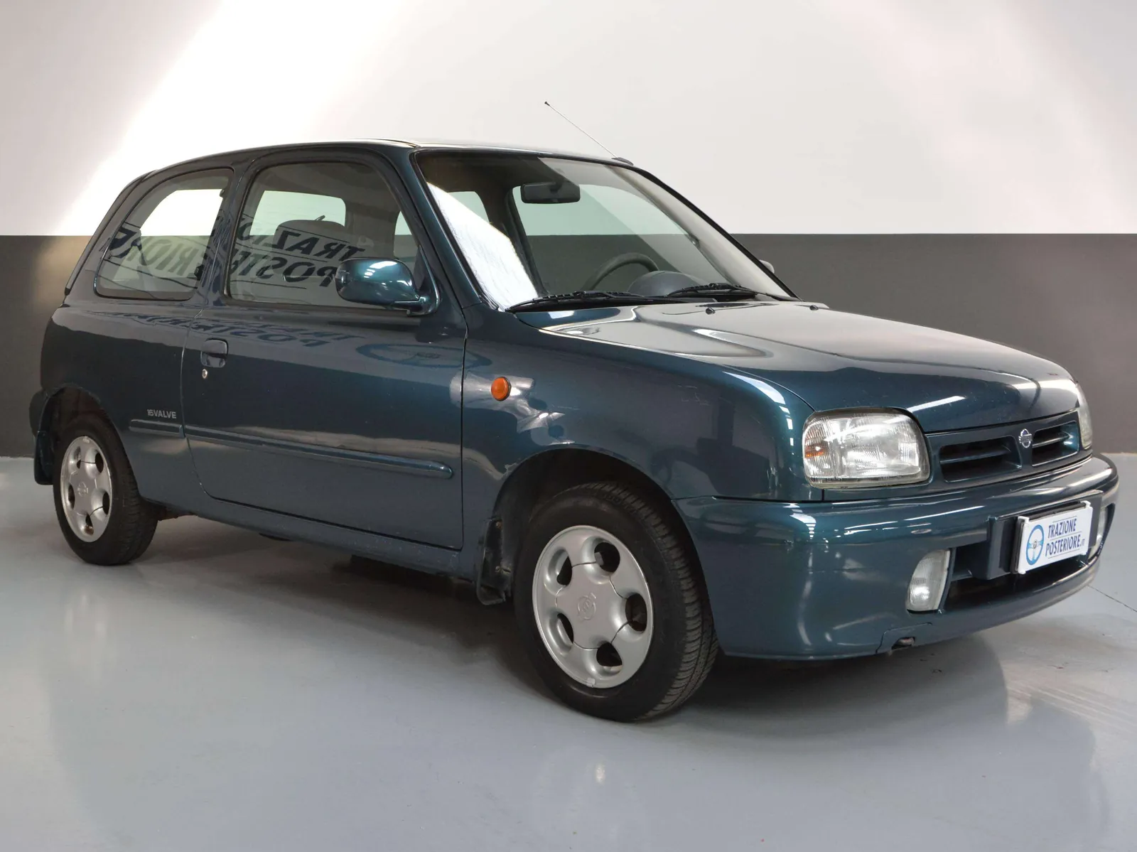 Nissan Micra 1993 photo 3
