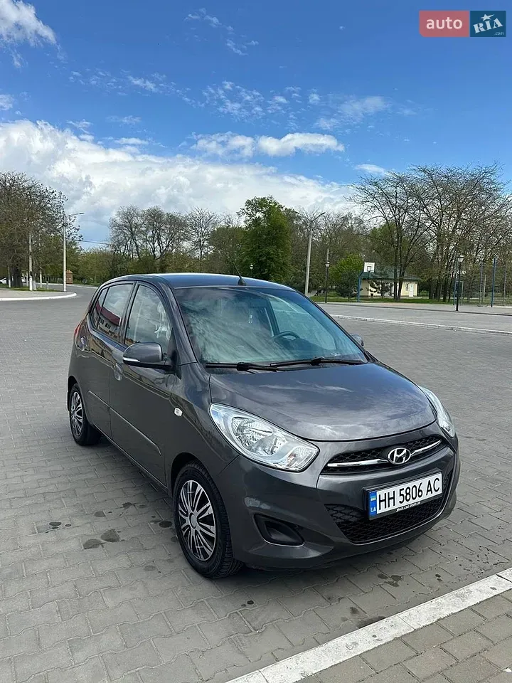 Hyundai I10 2013 photo 2