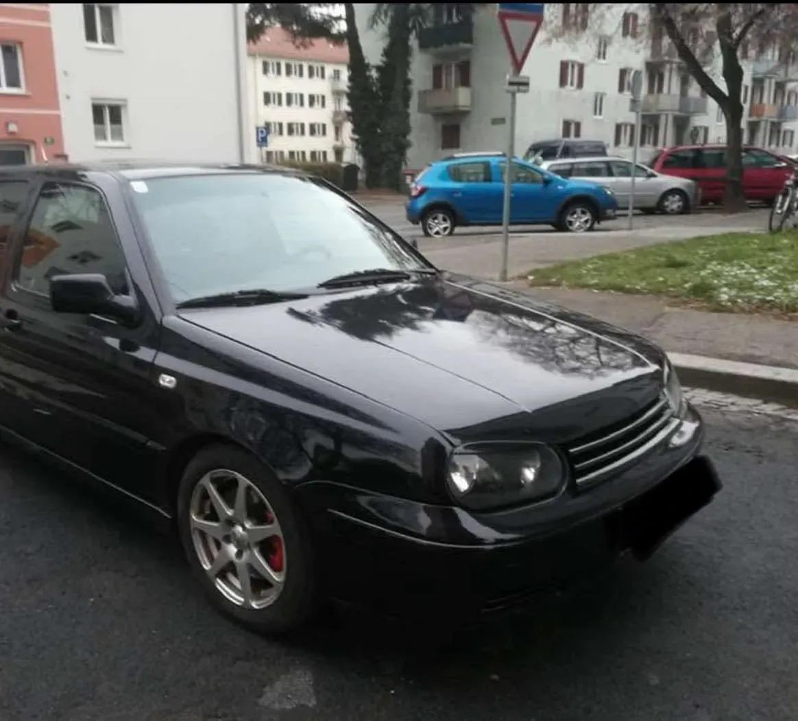 Volkswagen Golf 1996 photo 2