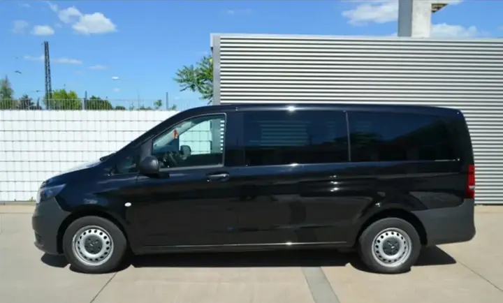Mercedes-Benz Vito Tourer Pro 2018 photo 3