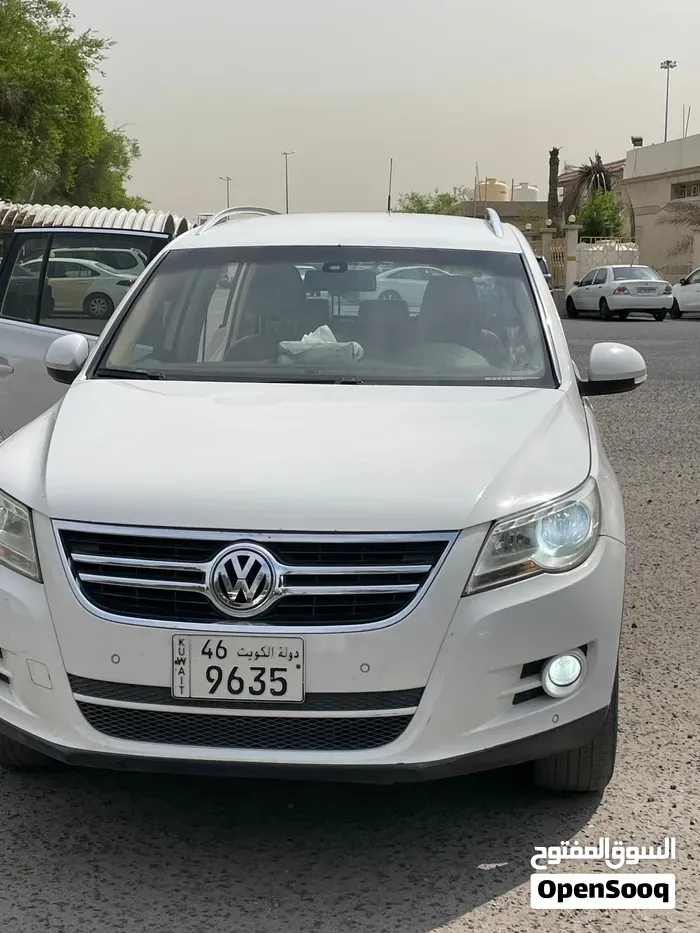 Volkswagen Tiguan 2009 photo 2