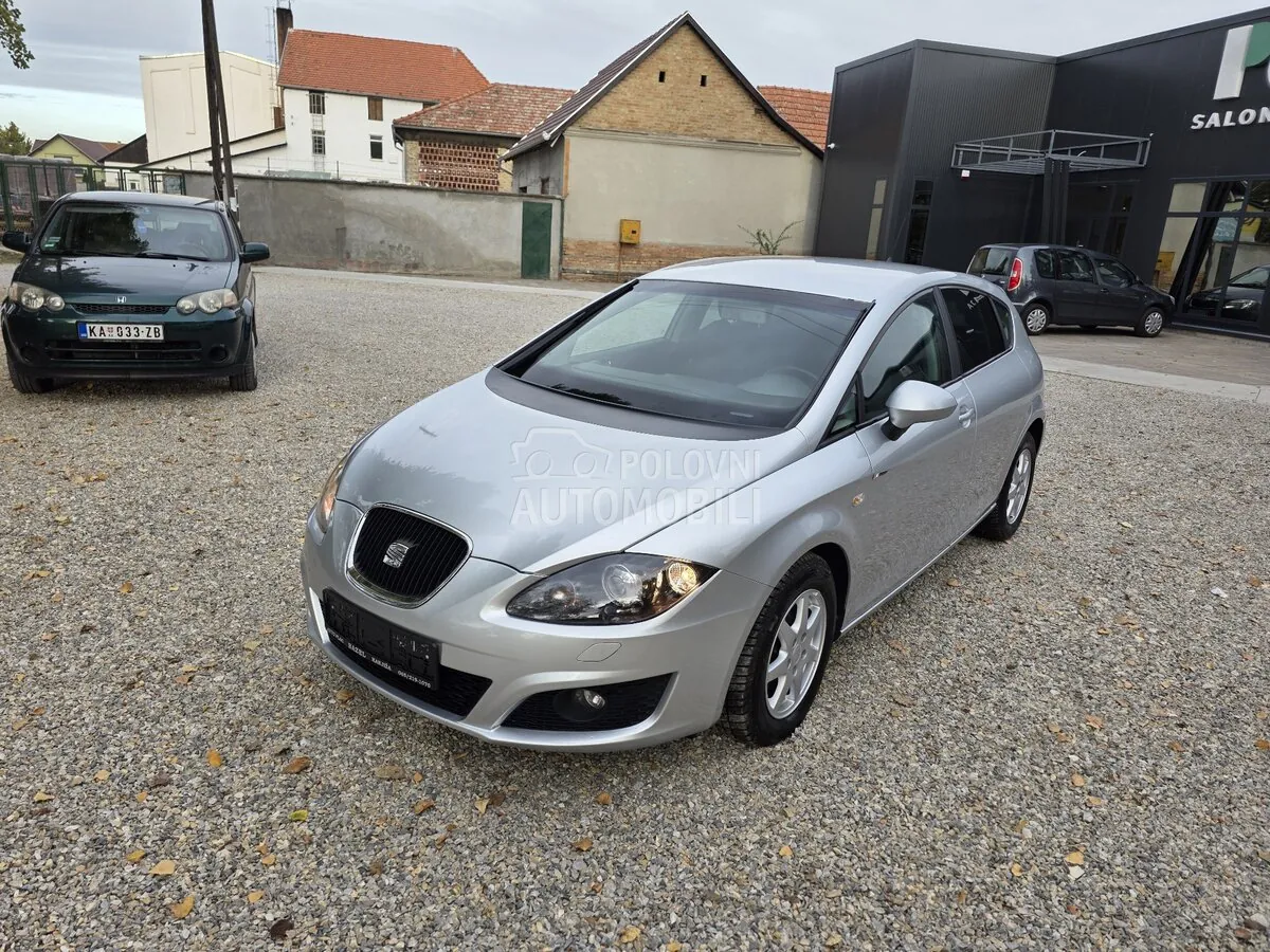 Seat Leon 2010 photo 2