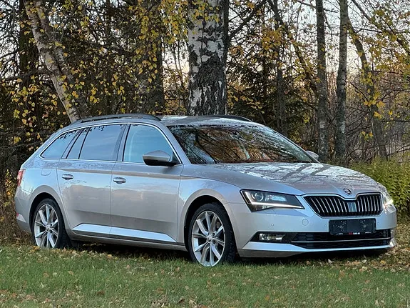 Skoda Superb 2017 photo 5