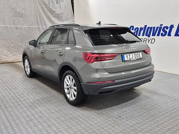 Audi Q3 2023 photo 5