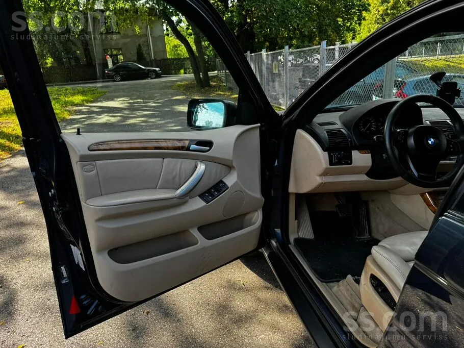 BMW X5 2004 photo 4